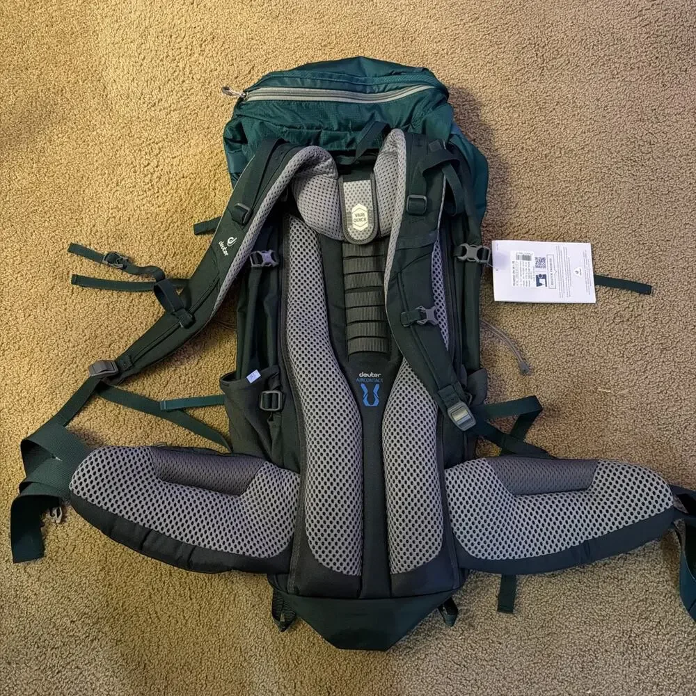 Deuter Aircontact Lite 50 + 10 NEW Internal Frame Backpack Camping Hiking Green